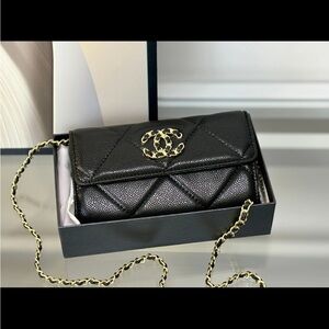 CC Chic Black Quilted Chain Bag